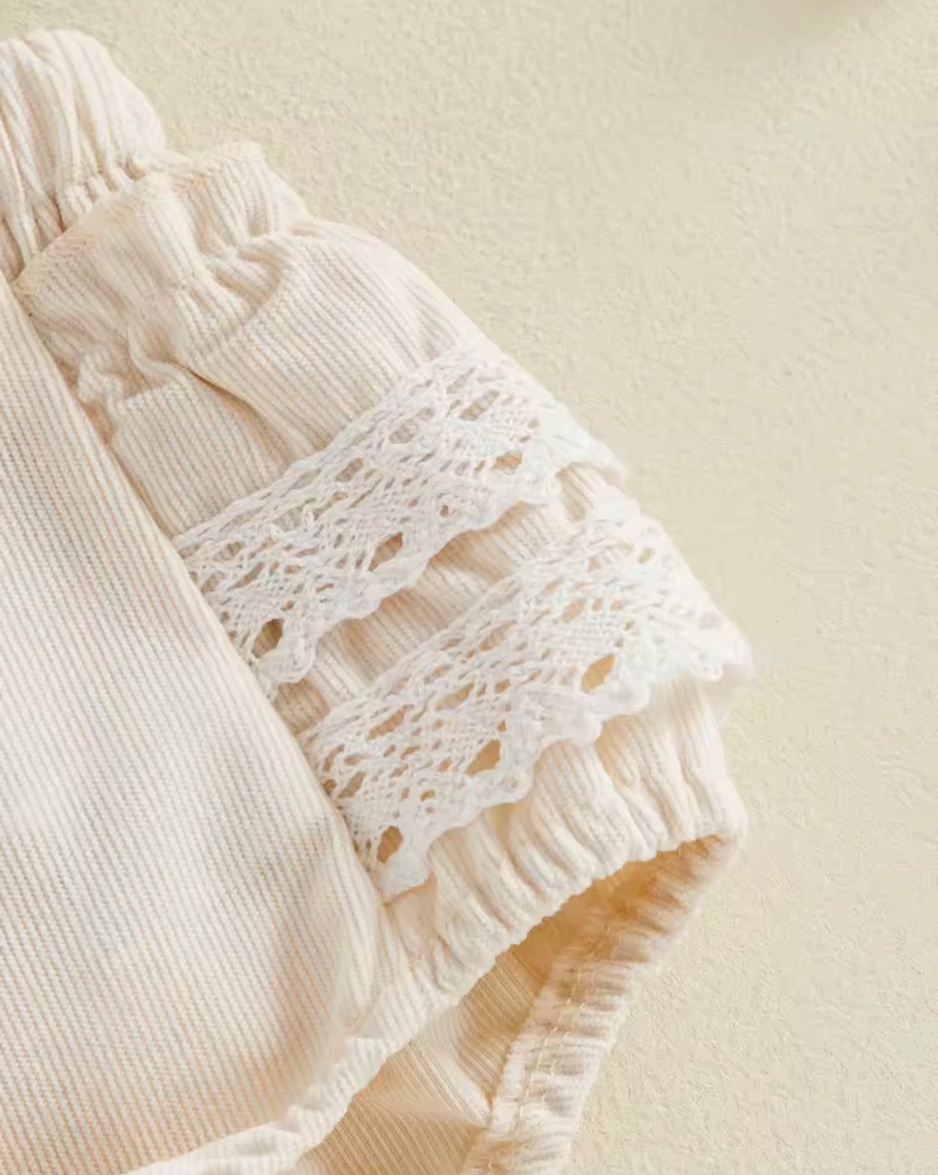 Lisa One Beige